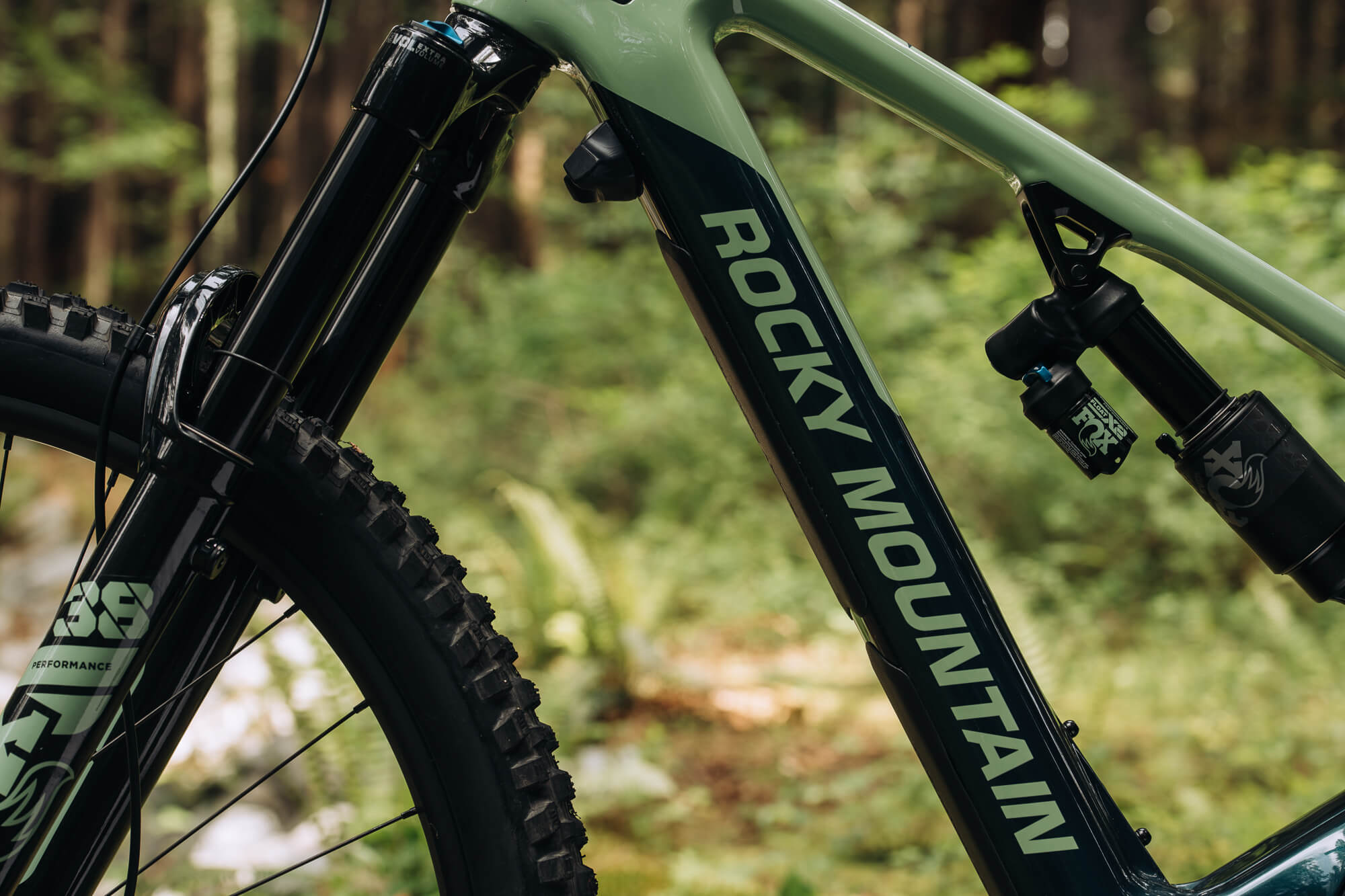 Altitude Powerplay Carbon 70