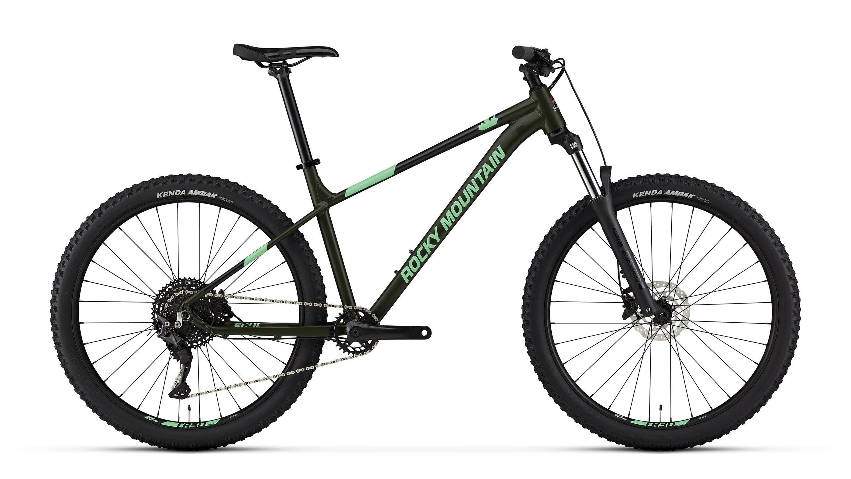 Web_MY22_Soul_20_C1_Profile_1_ccf842a5-6a84-4fd2-af6b-2a8105df2b9b.jpg?v=1717615682&width=2800